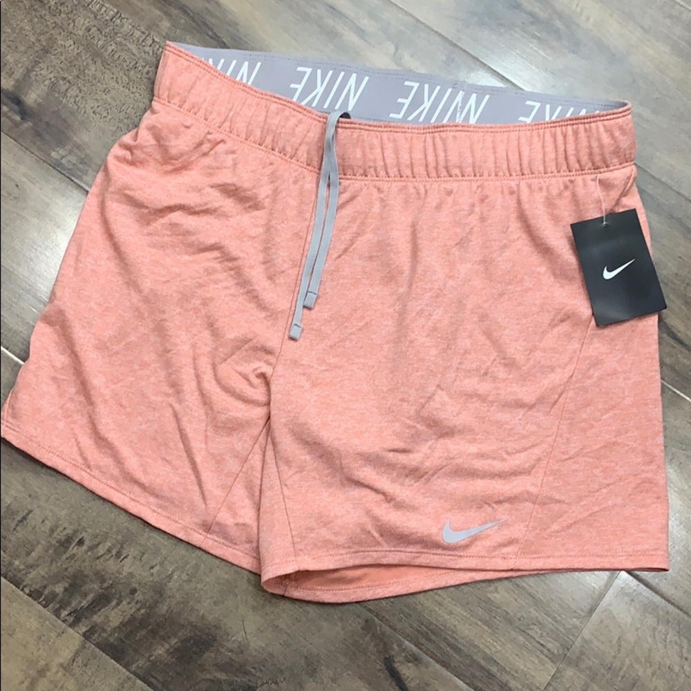 NIKE Women’s running shorts with Dri-Fit Technolog - Picture 9 of 13